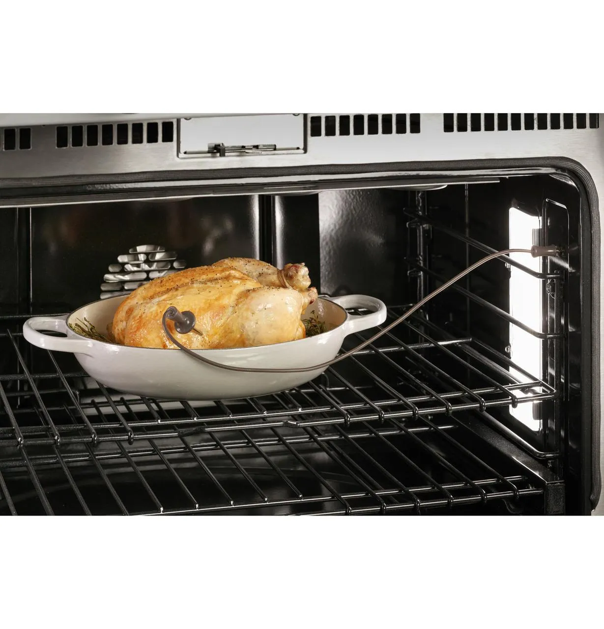 Cafe C2Y366P2TS1 Caf(eback)™ 36" Smart Dual-Fuel Commercial-Style Range with 6 Burners (Natural Gas)