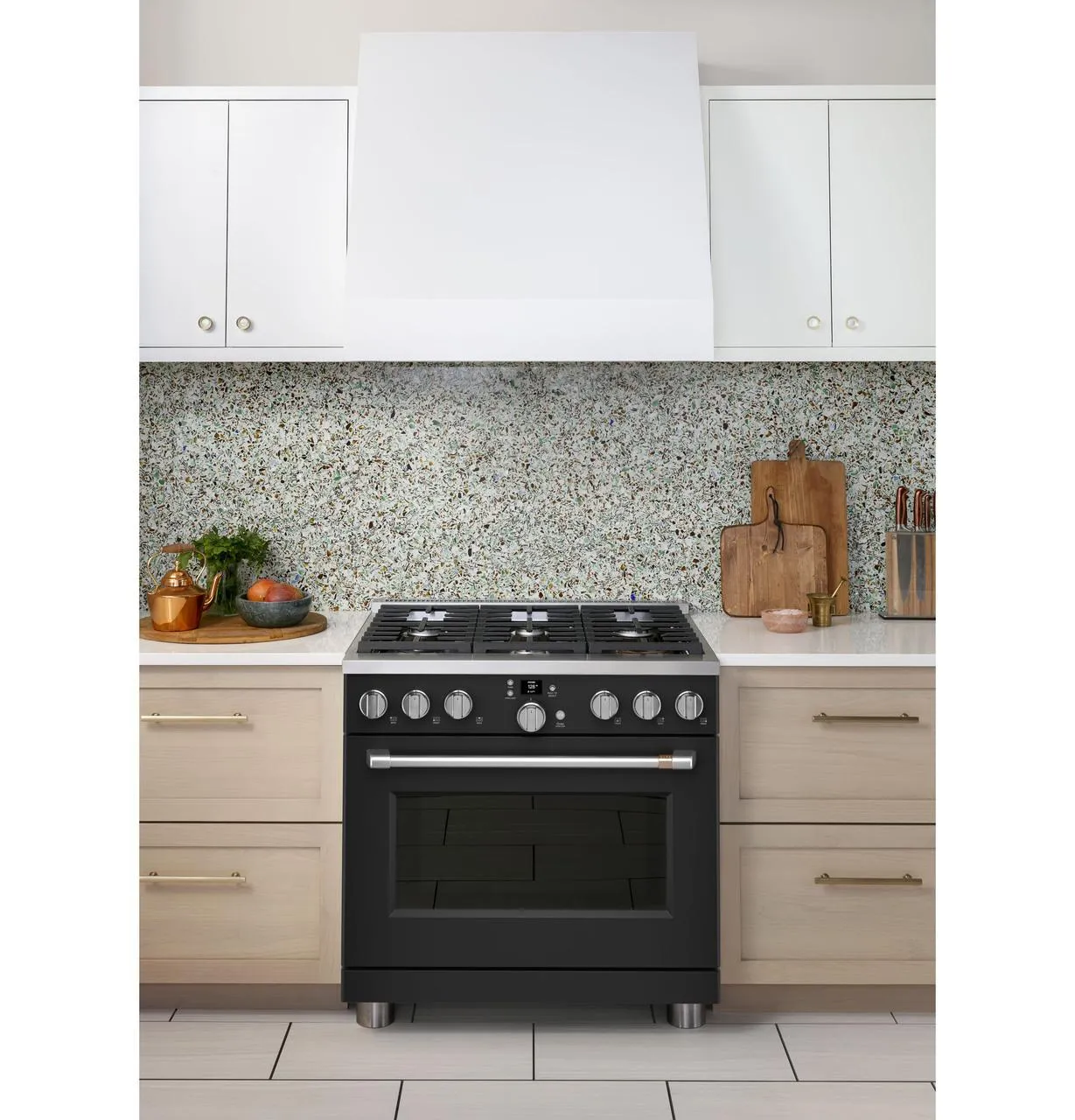 Cafe C2Y366P3TD1 Caf(eback)™ 36" Smart Dual-Fuel Commercial-Style Range with 6 Burners (Natural Gas)