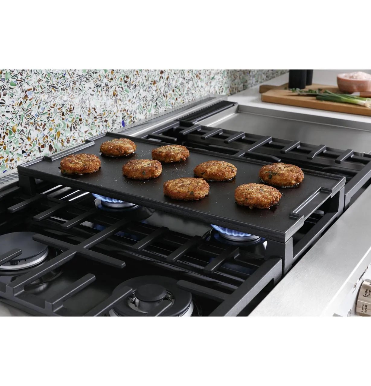 Cafe C2Y486P2TS1 Caf(eback)™ 48" Smart Dual-Fuel Commercial-Style Range with 6 Burners and Griddle (Natural Gas)