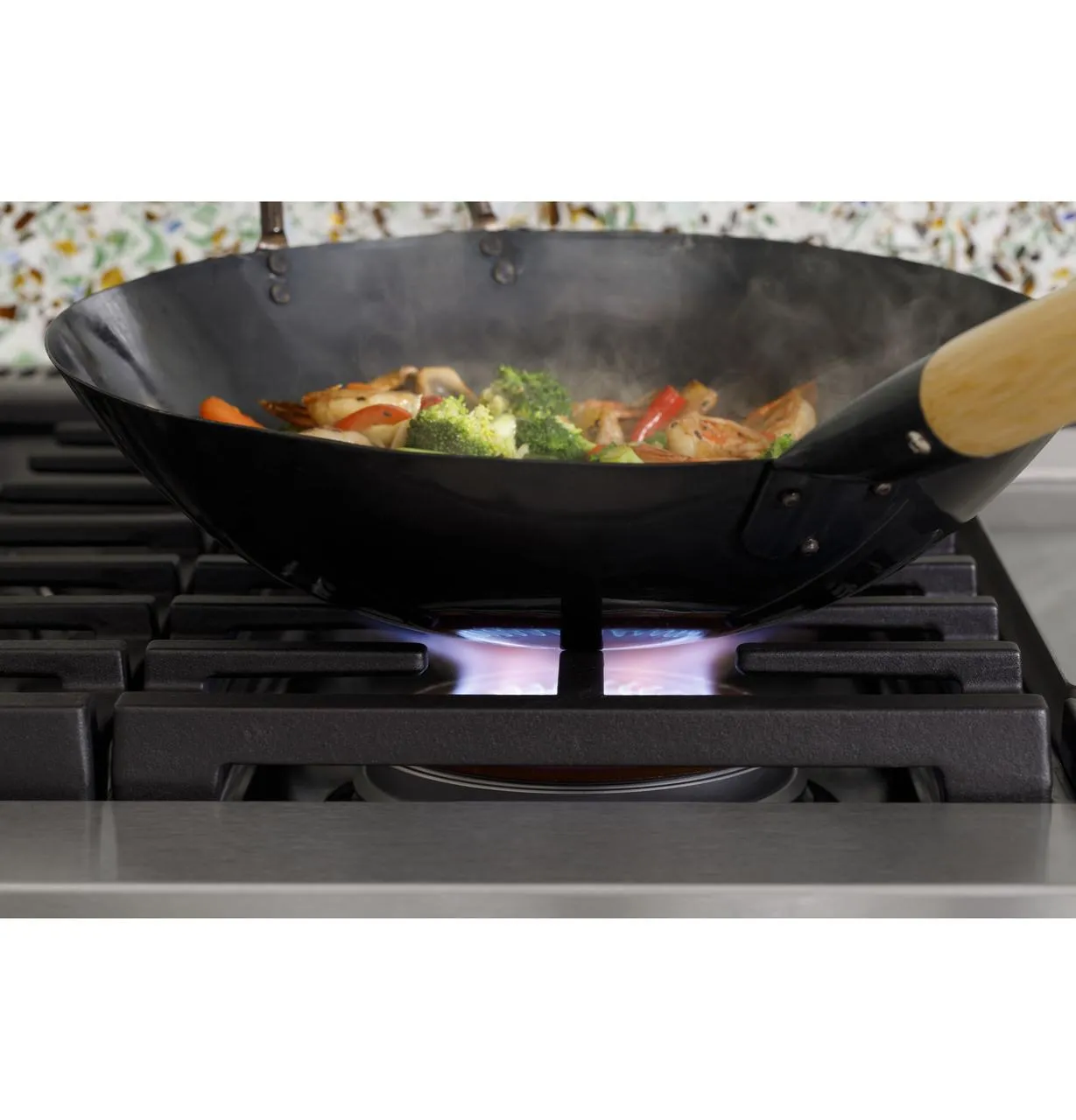 Cafe C2Y486P2TS1 Caf(eback)™ 48" Smart Dual-Fuel Commercial-Style Range with 6 Burners and Griddle (Natural Gas)