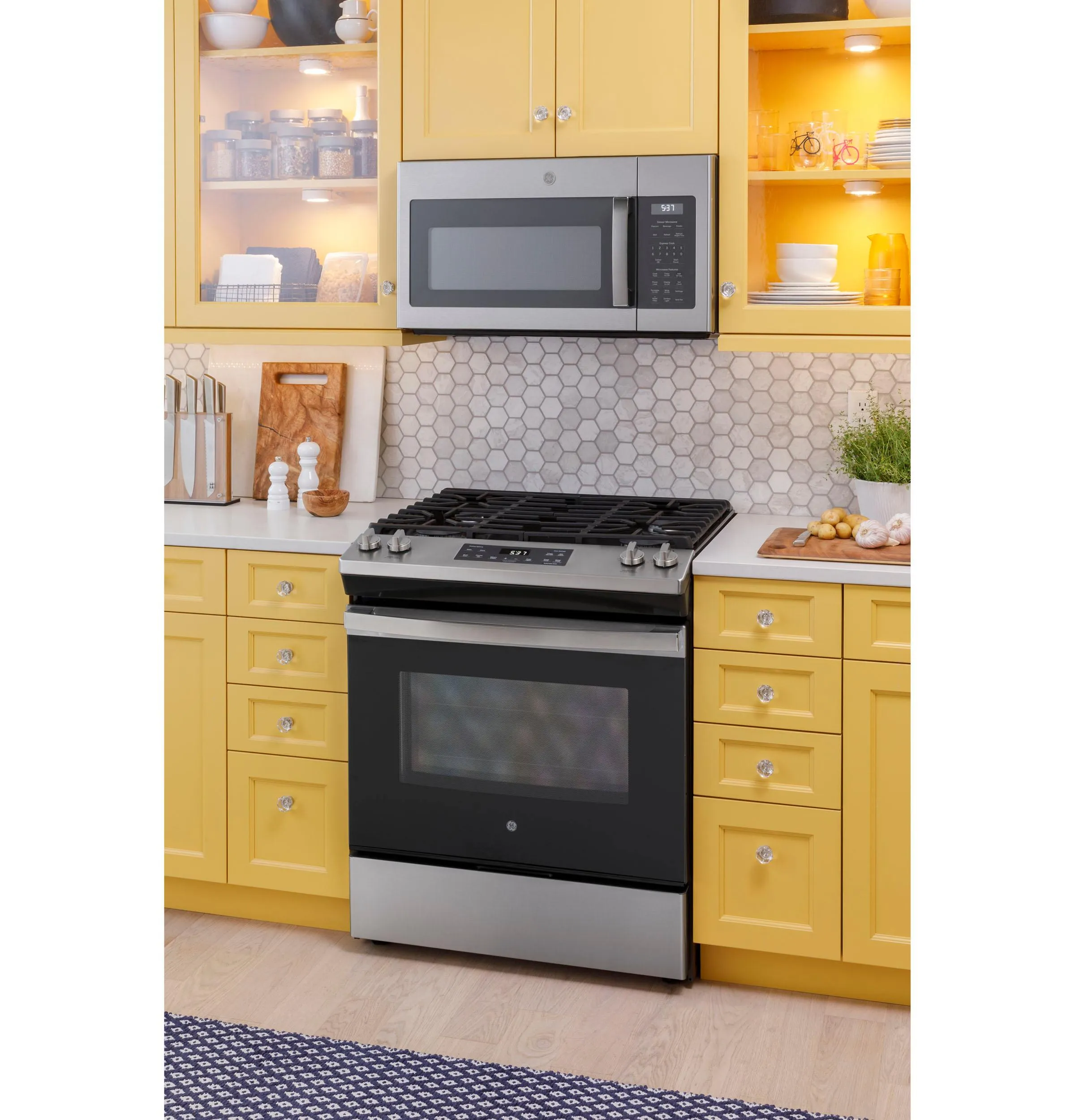 GE® 30" Slide-In Front Control Gas Range