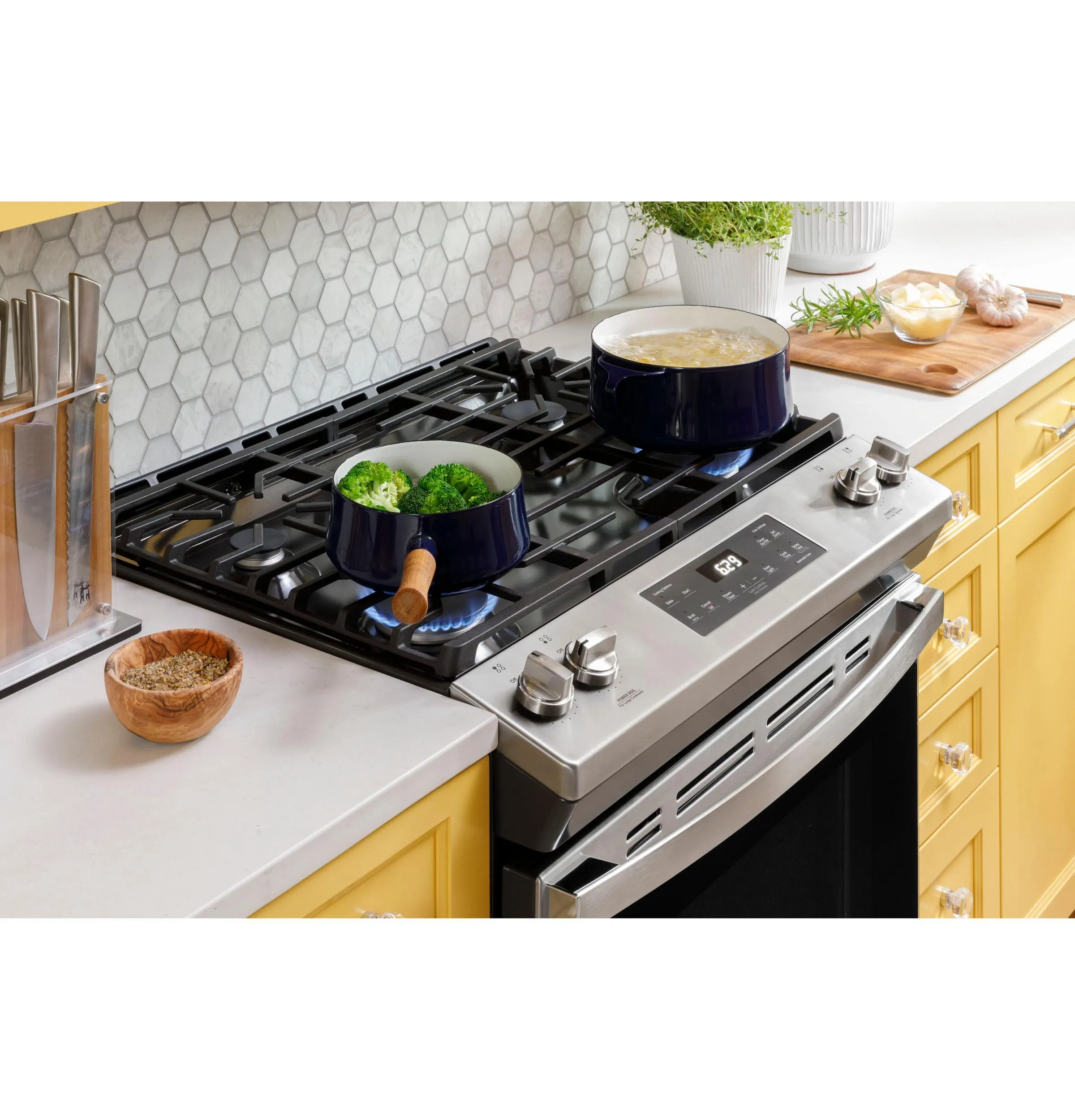 GE® 30" Slide-In Front Control Gas Range