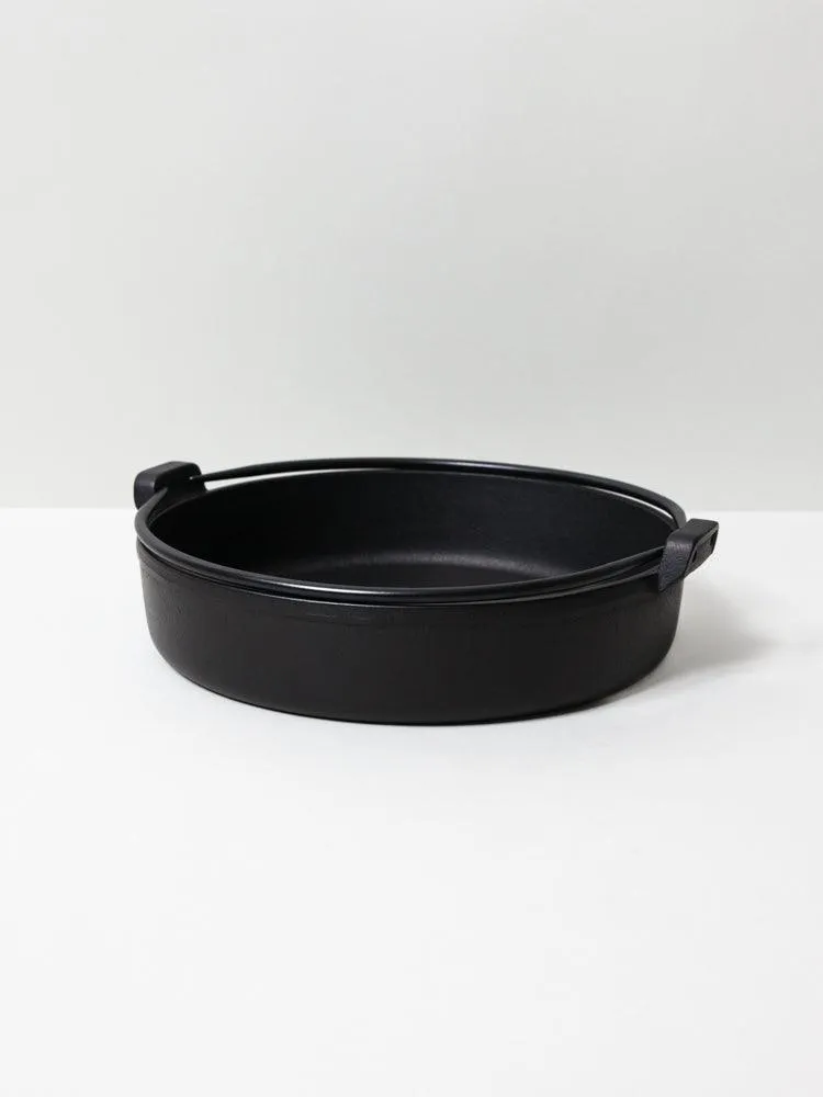 Iwachu Cast Iron Sukiyaki Pot