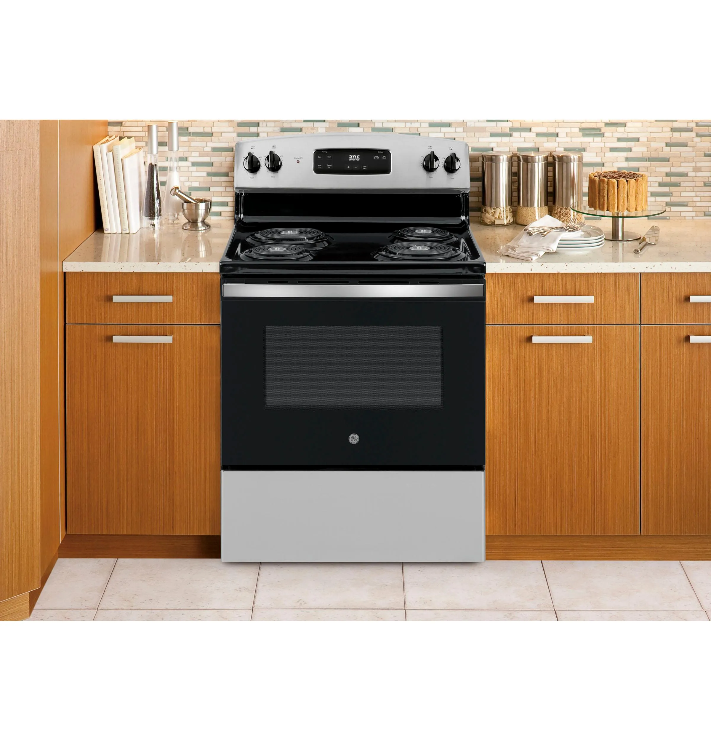 JBS360RTSS GE® ENERGY STAR® 30" Free-Standing Electric Range