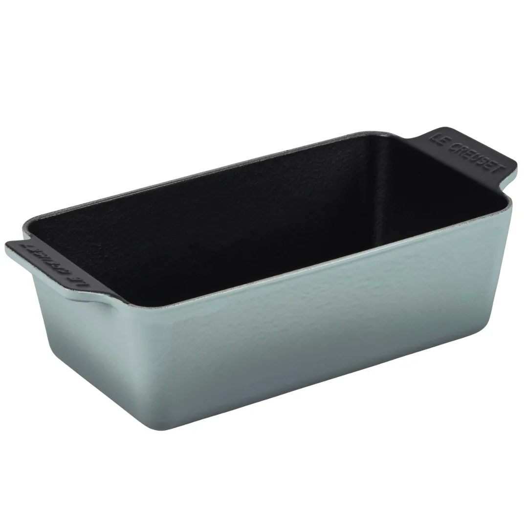 Le Creuset 2 Qt Cast Iron Signature Loaf Pan