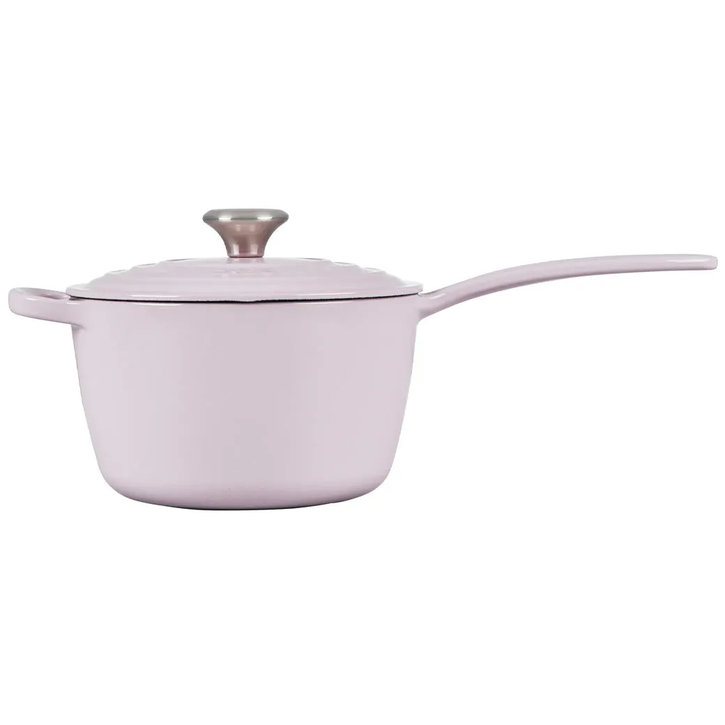 Le Creuset 2.25 Qt. Signature Saucepan